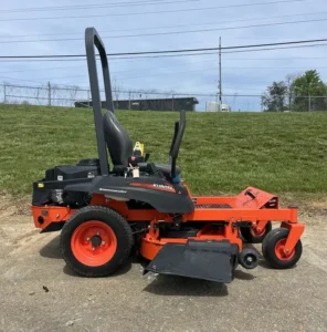 Kubota Z122R